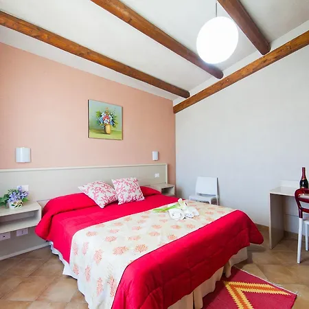 I Giardini Di Elencosta Bed and Breakfast Rilievo