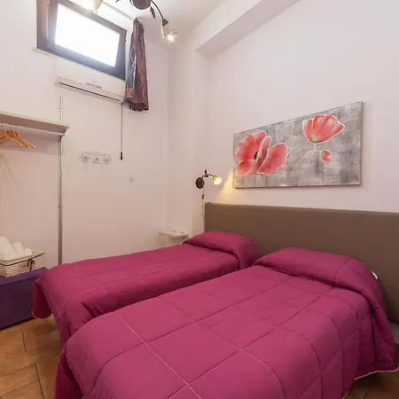 I Giardini Di Elencosta Bed and Breakfast