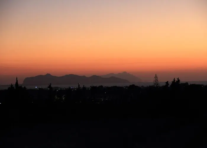 基拉蒂尼艾伦科斯塔住宿加早餐旅馆 4*