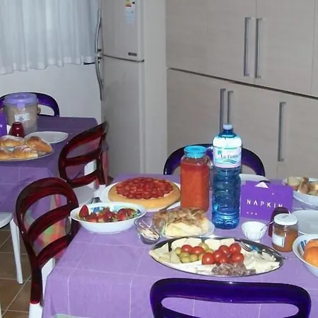 Bed & Breakfast I Giardini Di Elencosta 4*