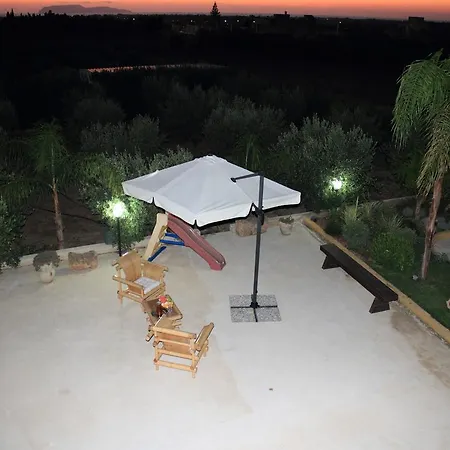 I Giardini Di Elencosta Bed & Breakfast 3*