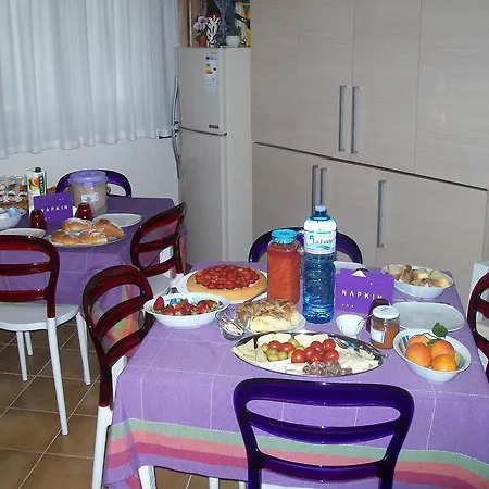 I Giardini Di Elencosta Bed & Breakfast 3*