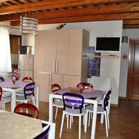 Bed & Breakfast I Giardini Di Elencosta Rilievo