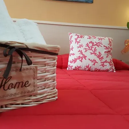 I Giardini Di Elencosta Bed & Breakfast 3*
