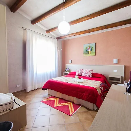 Bed & Breakfast I Giardini Di Elencosta